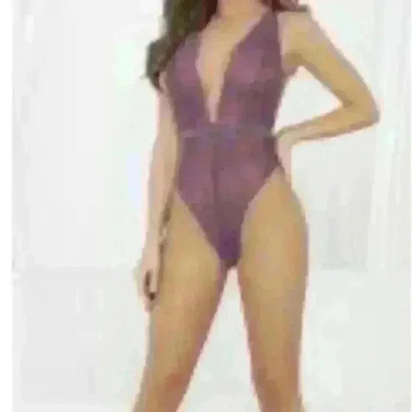 Escante NWT Adorable Criss-Cross Teddy w/Fastened Crotch Frosted Plum Si… - Picture 1 of 14
